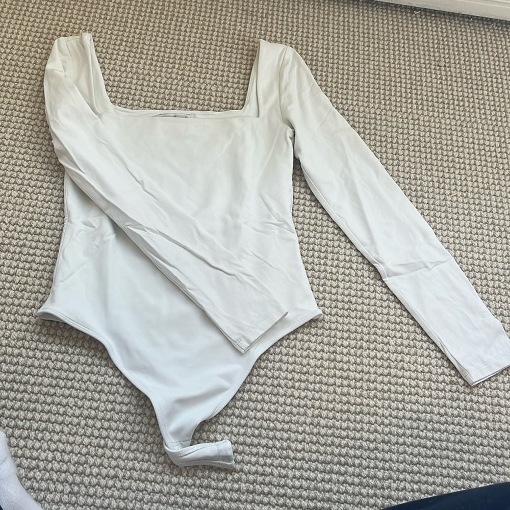ARITZIA BODYSUIT